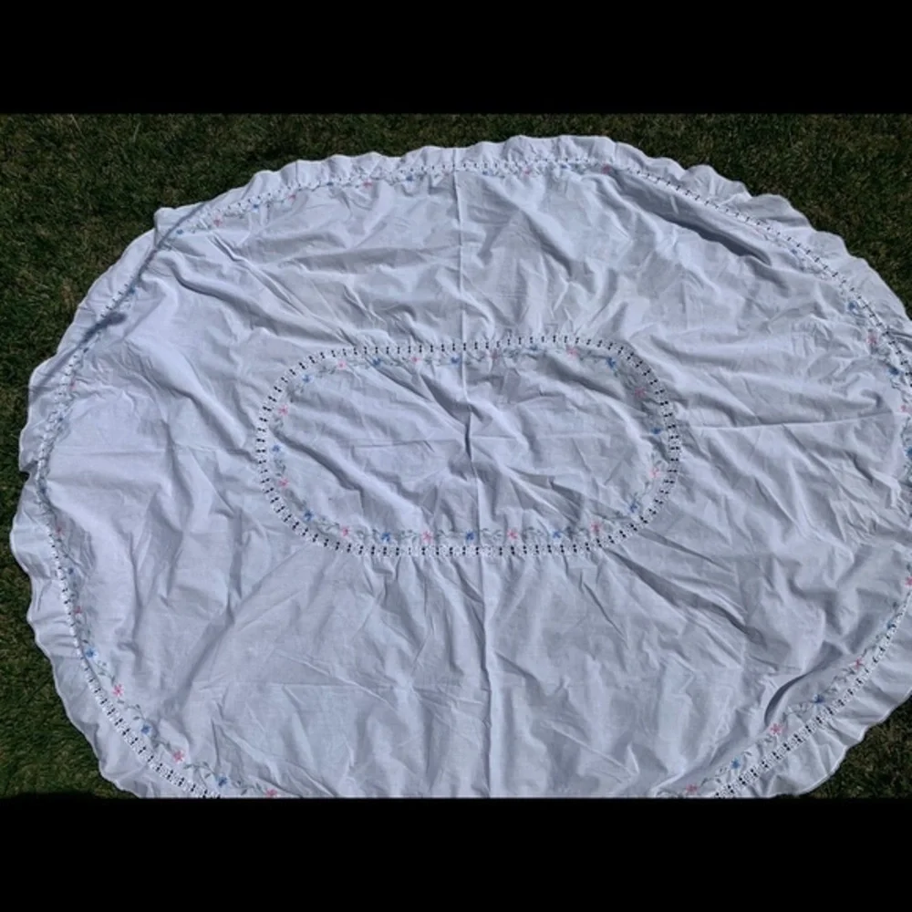Table cloth